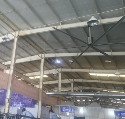 قیمت خوب 1.5kW موتور بزرگ HVS فن سقف صنعتی با قطر 7.3 متر و نوع جریان الکتریکی AC آنلاین